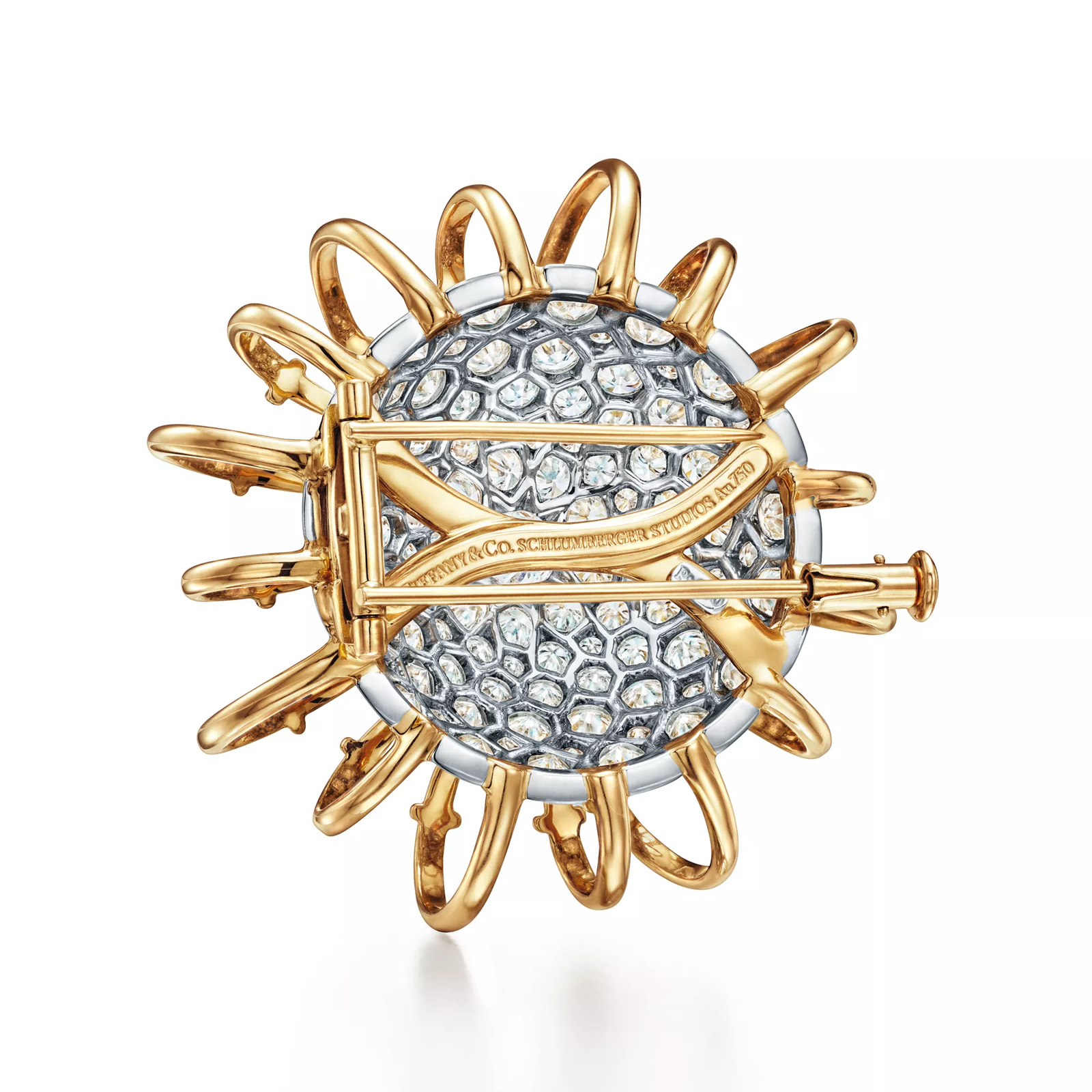 Brooch in Yellow Gold and Platinum with Diamonds
