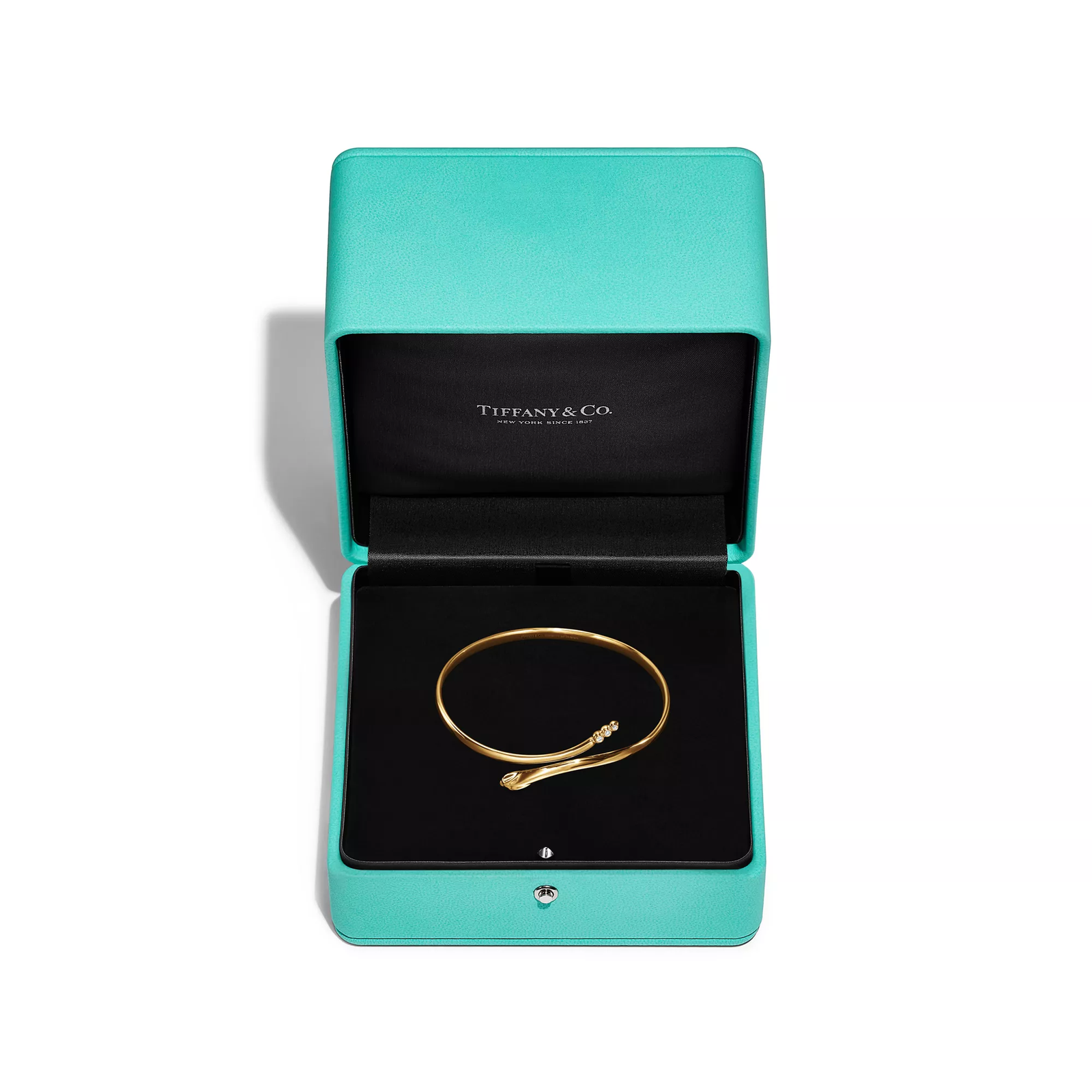 Snake Bangle in Yellow Gold with Diamonds