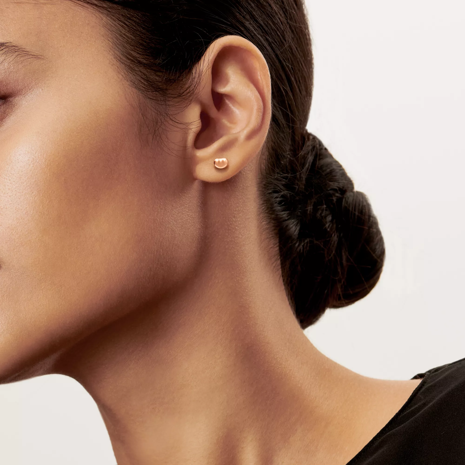 Bean design Earrings in Rose Gold, 5 mm