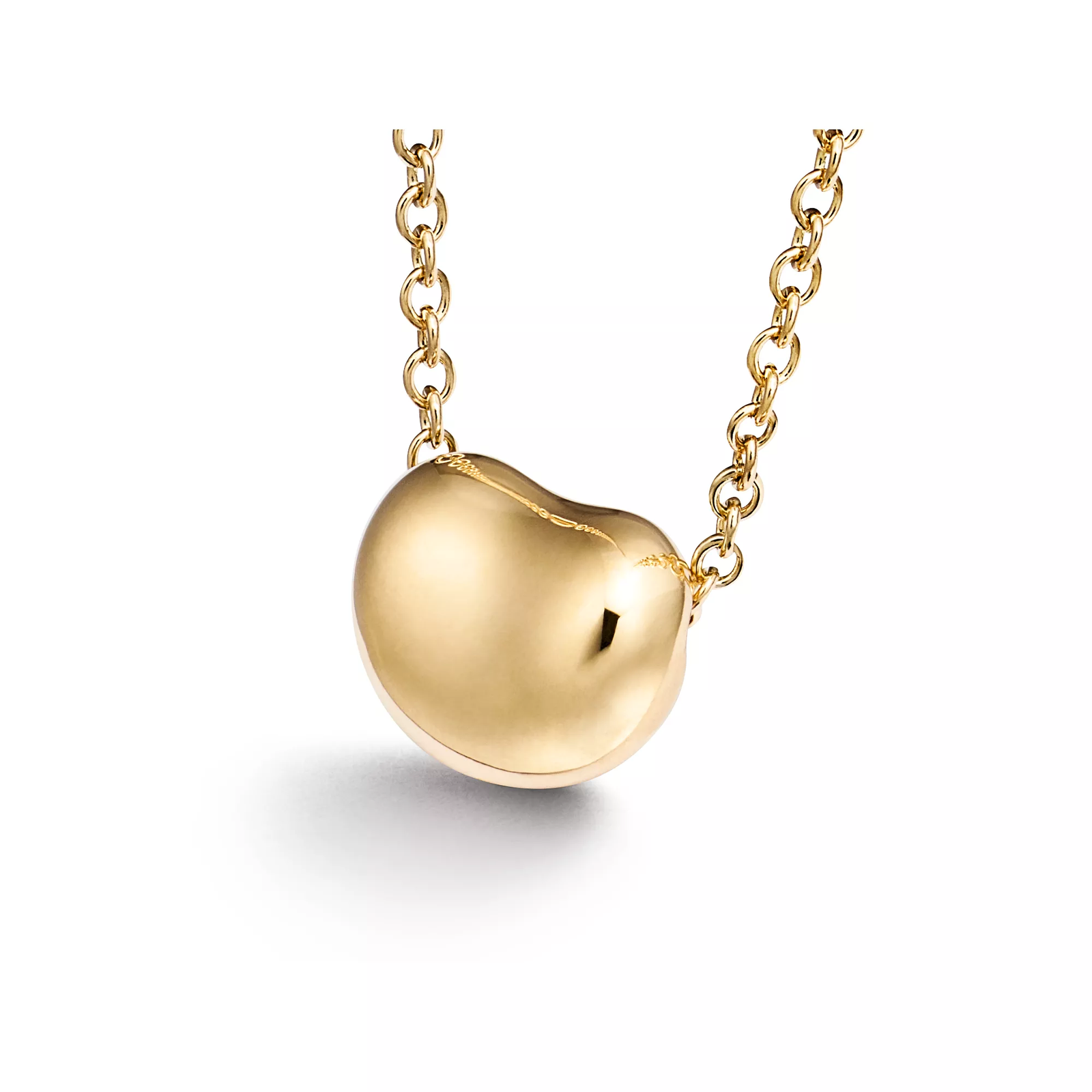 Bean design Pendant in Yellow Gold, 6.5 mm