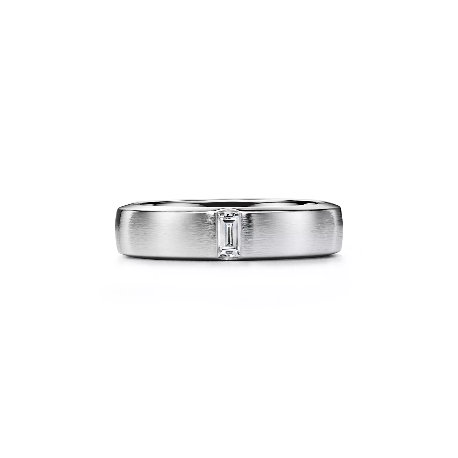 Satin Finish Ring in Platinum with a Diamond, 5 mm