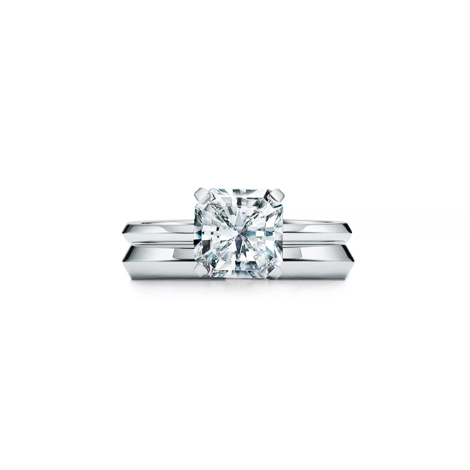 Engagement Ring with a Tiffany True Diamond in Platinum