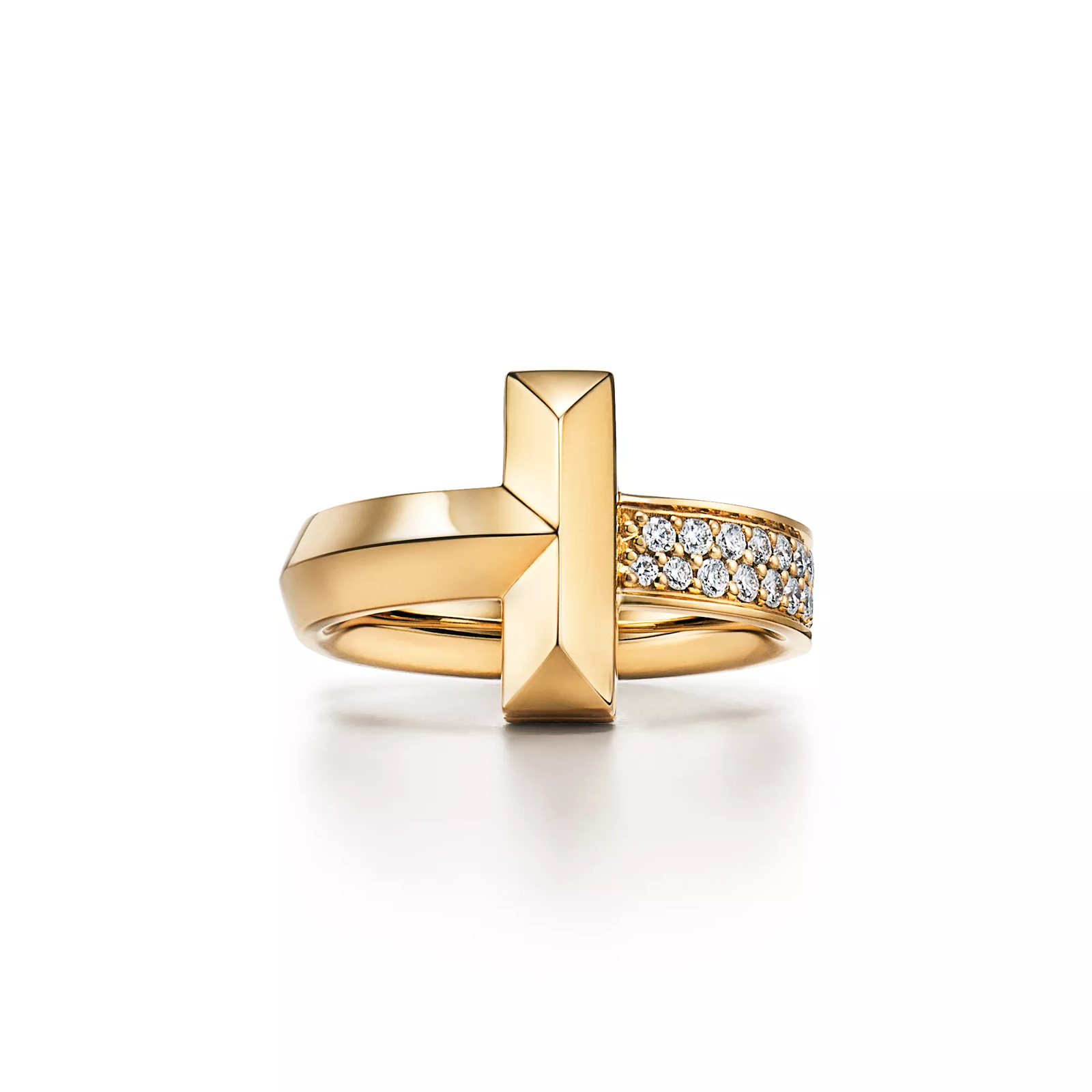 T1 Ring in Yellow Gold with Diamonds