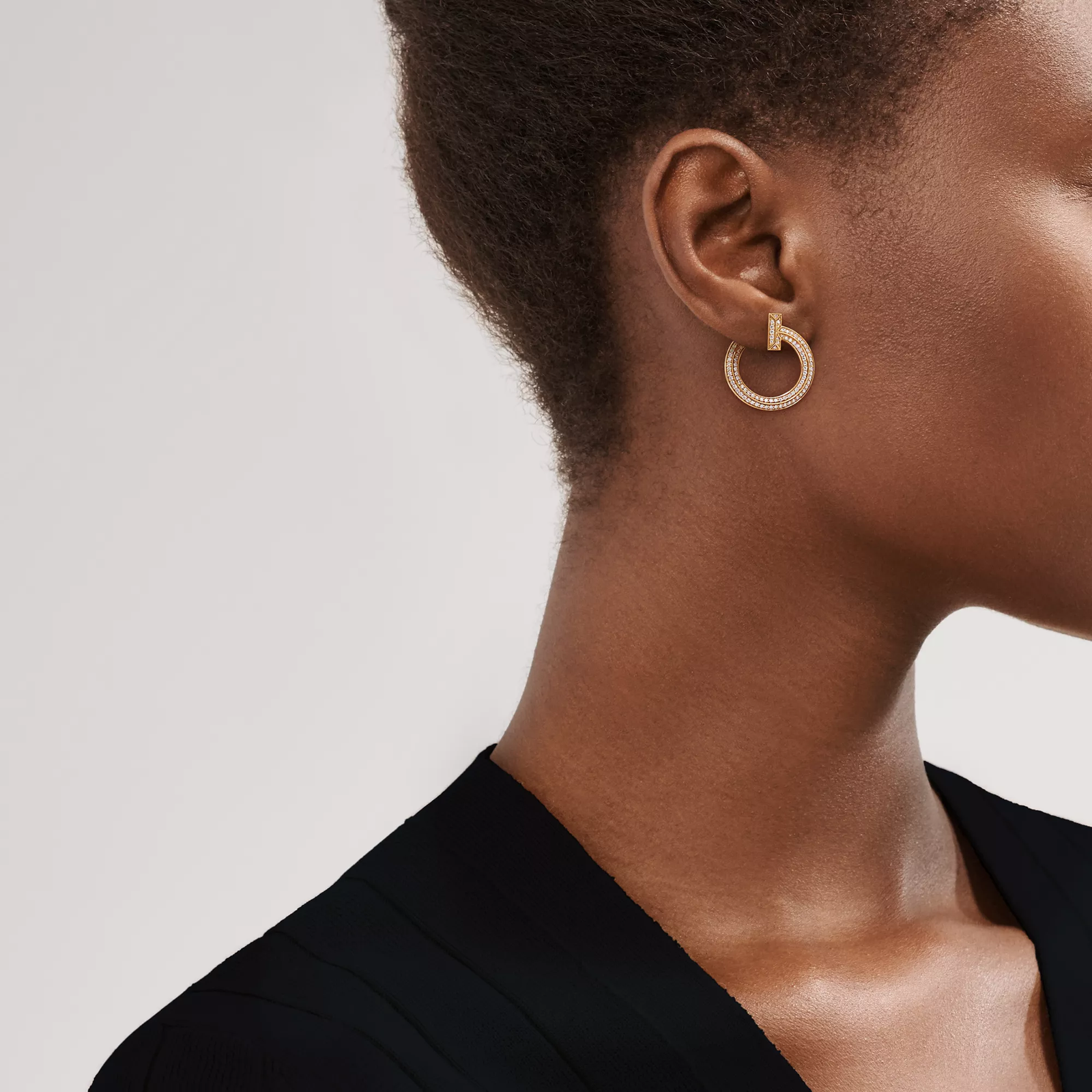 T1 Open Hoop Earrings in Gold with Diamonds