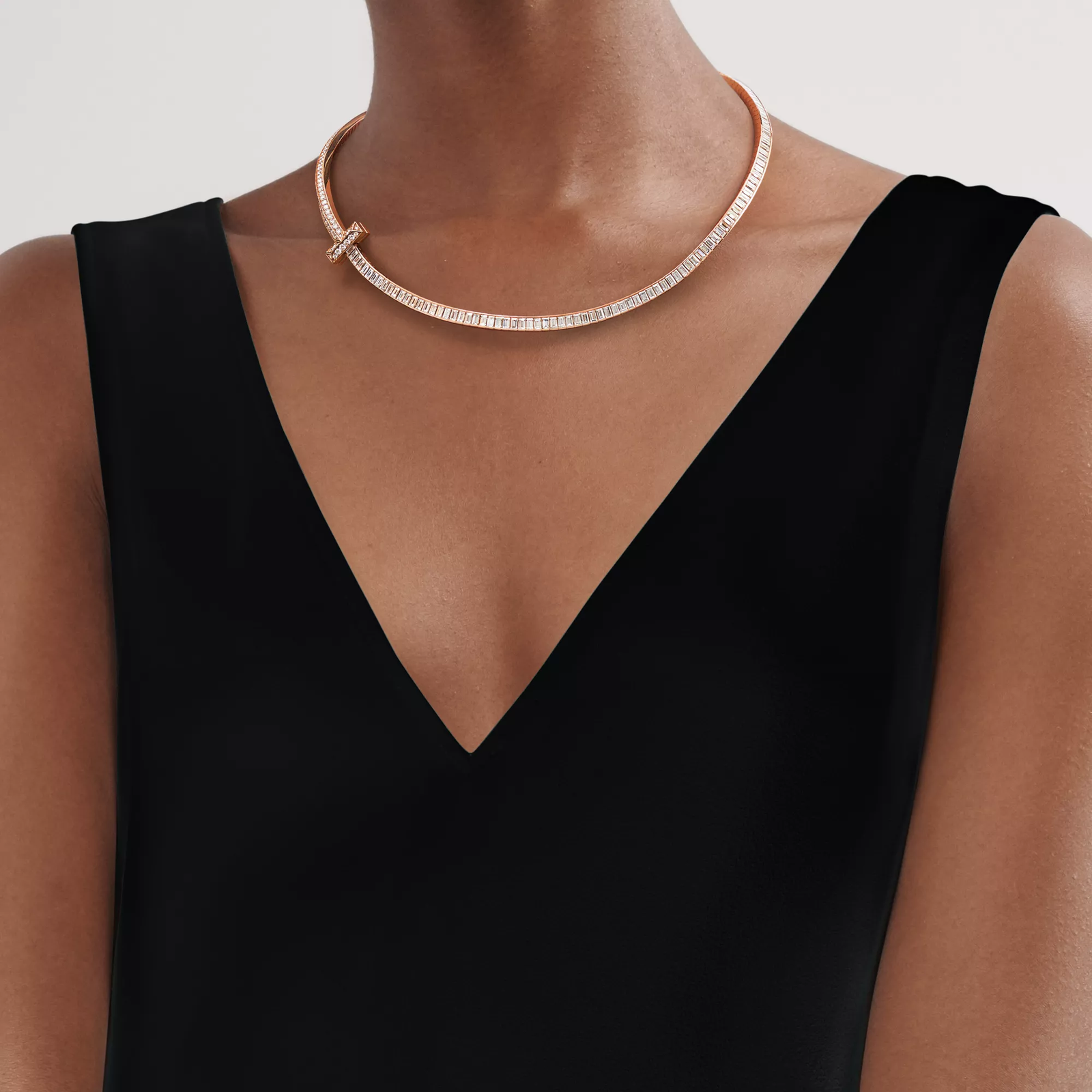 T1 Necklace in Rose Gold with Diamonds
