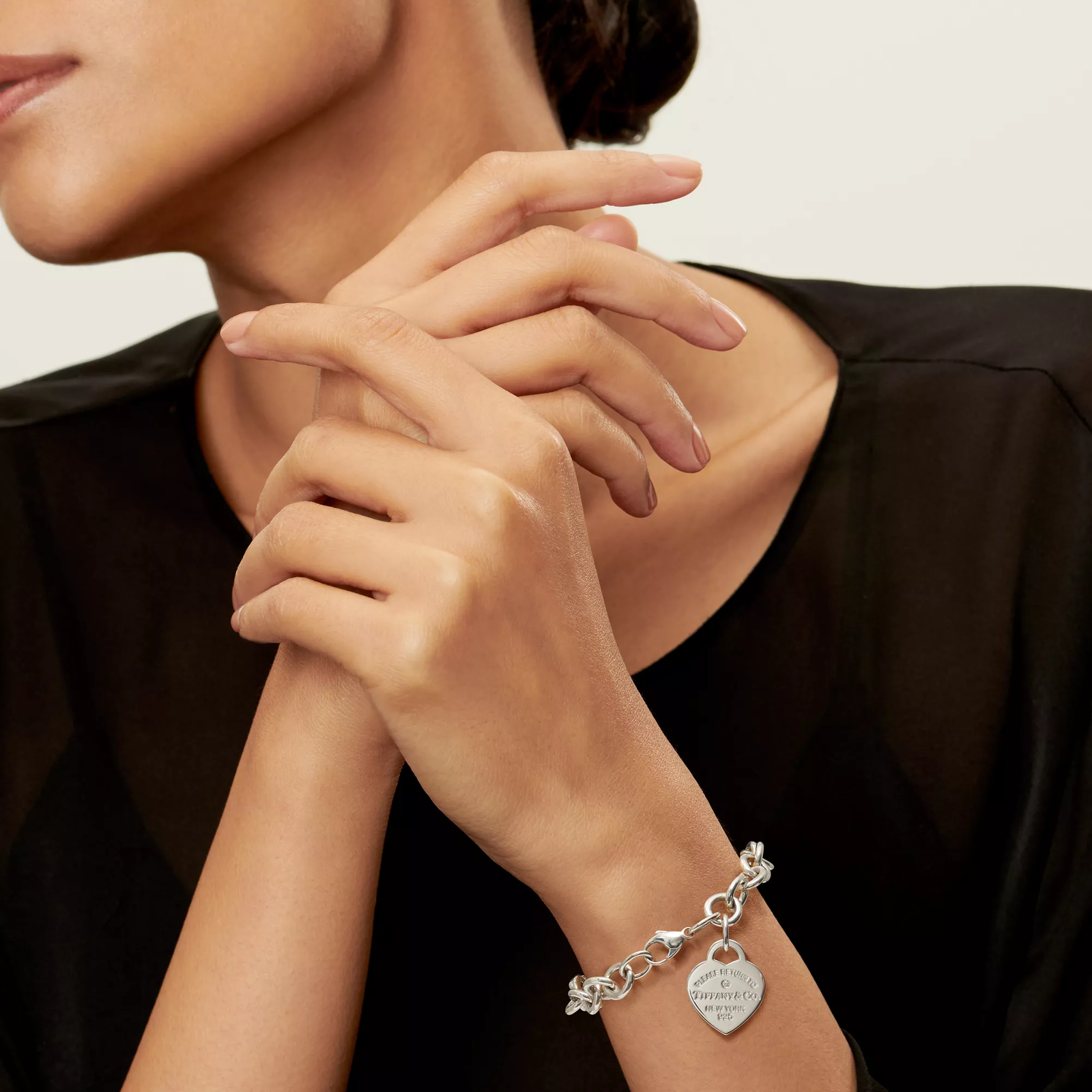 Heart Tag Bracelet in Sterling Silver with a Diamond, Medium