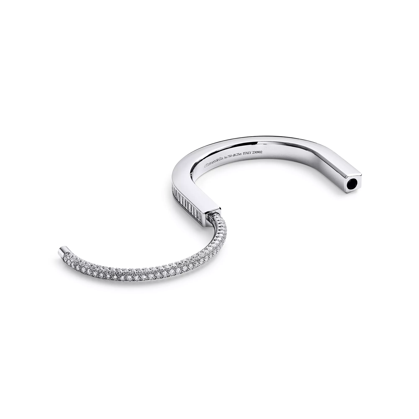 Bangle in White Gold with Baguette and Pave Diamonds