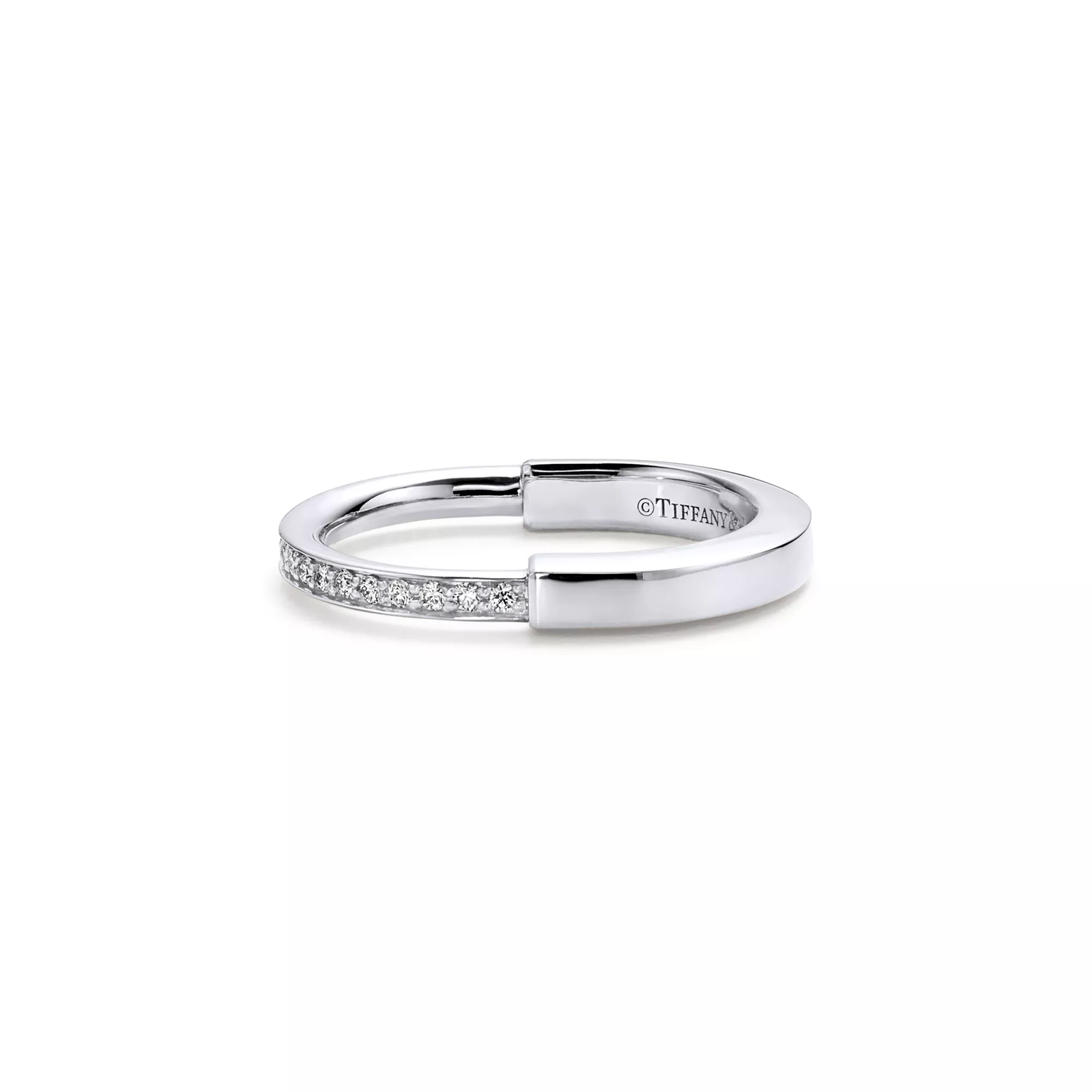 Ring in White Gold with Diamonds