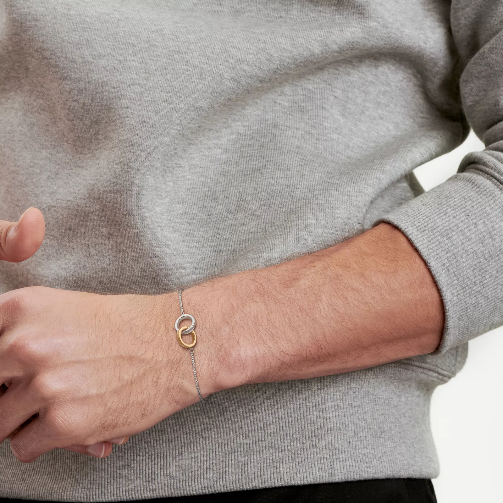 Interlocking Circles Chain Bracelet in Sterling Silver and Yellow Gold