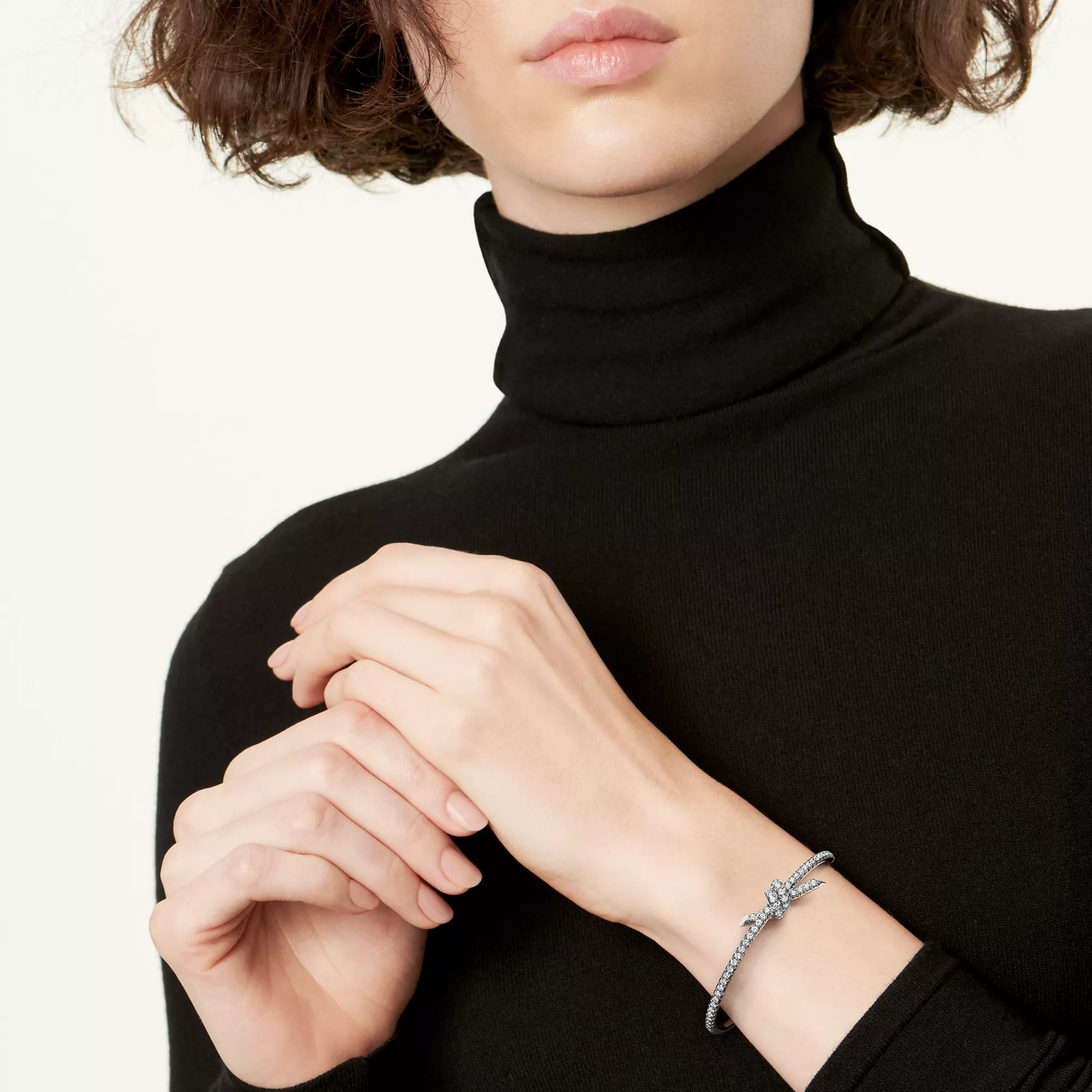 Bangle in White Gold with Diamonds