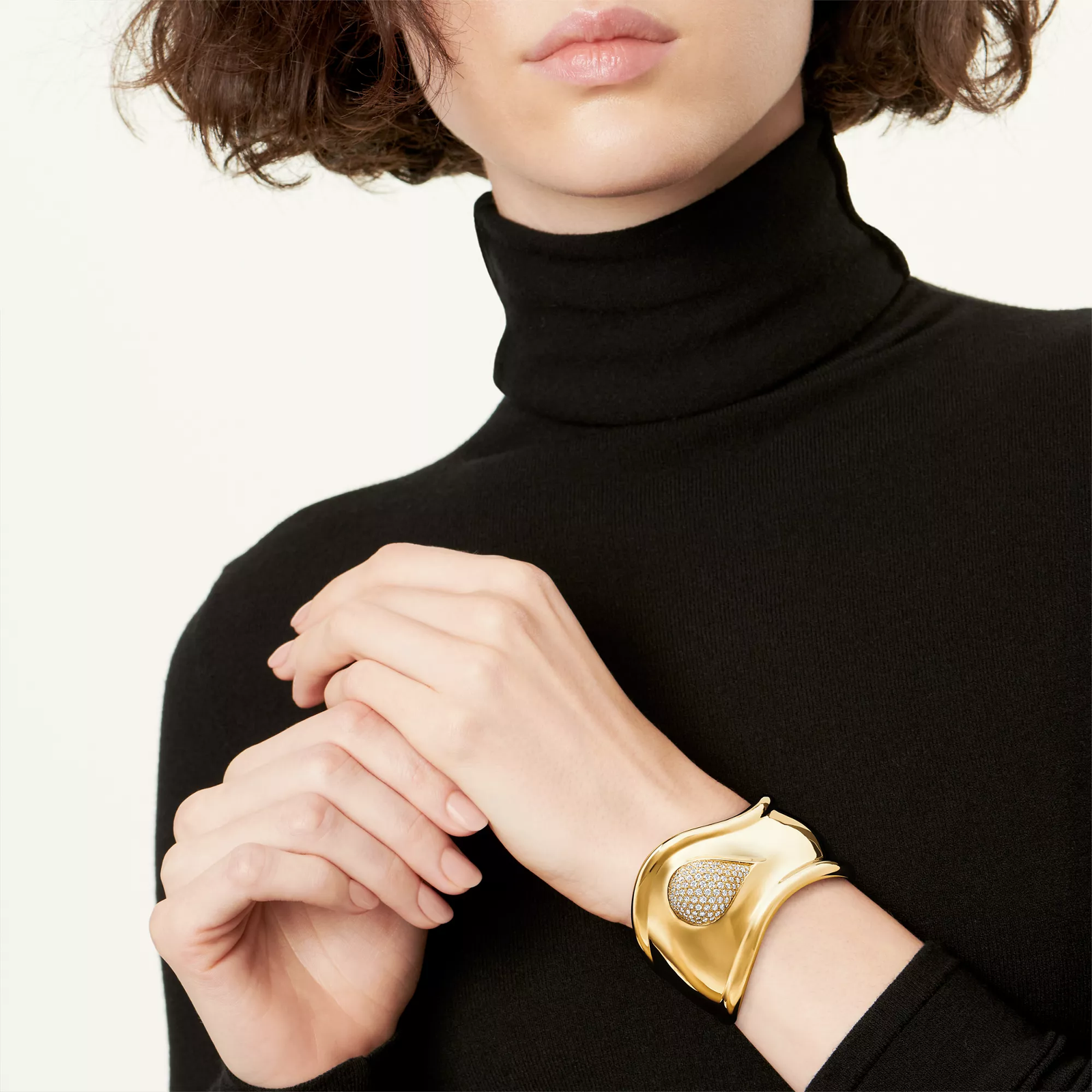 Bone Cuff in Yellow Gold with Pave Diamonds, 43 mm Wide